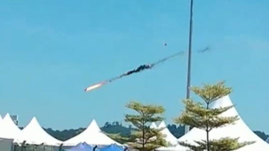 Flugzeug2.JPG