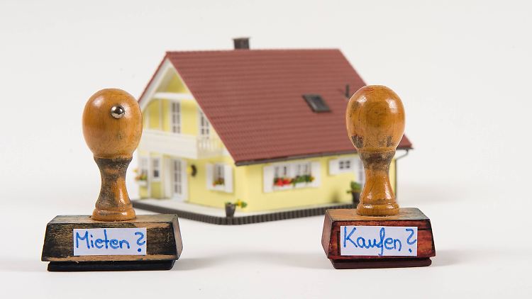 Trotz gesunkener Preise können sich viele Menschen den Hauskauf nicht leisten.