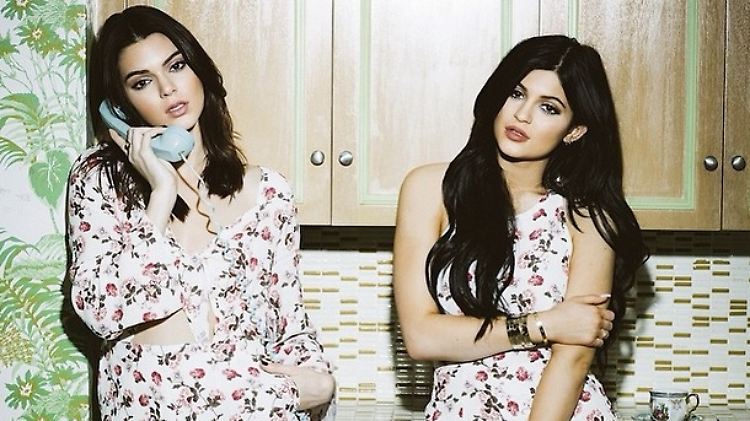 Kendall (l.) und Kylie Jenner verkaufen sich am liebsten im Doppelpack. Jetzt bekommen sie eine App.