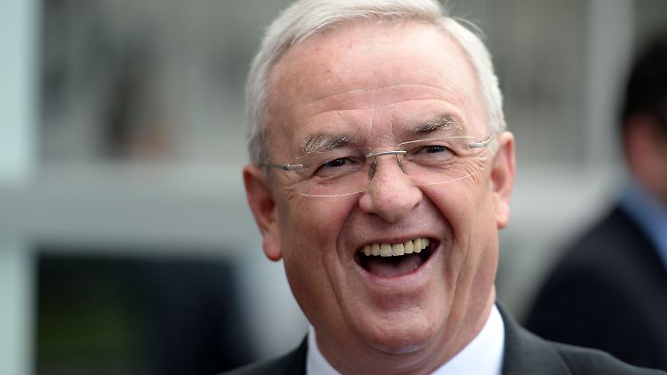 Martin Winterkorn ist der absolute Top-Verdiener unter den Dax-Chefs.