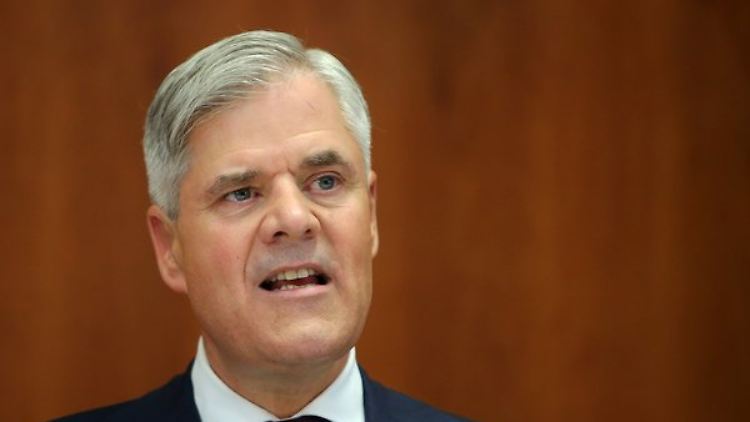 Bundesbank-Vorstand Andreas Dombret sieht keine weiteren gefahren durch die Hypo Alpe Adria.