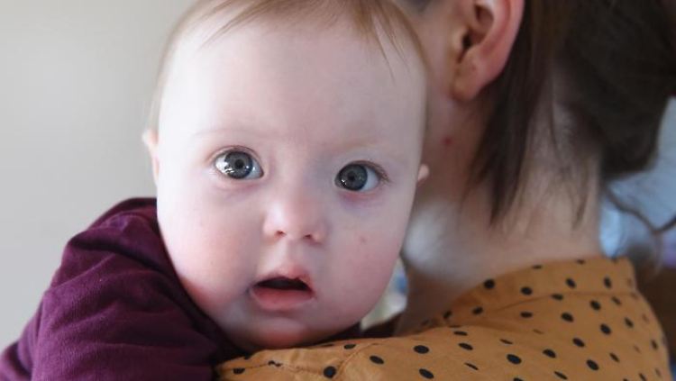 Durch Bluttests kann etwa festgestellt werden, ob ein Kind das Downsyndrom hat.