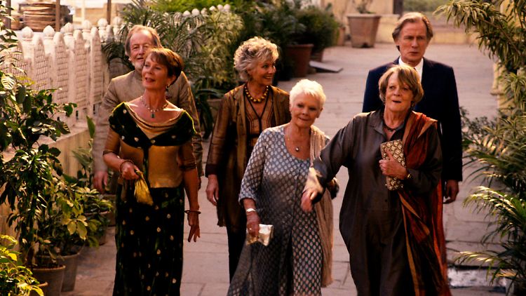 Ein bunter Haufen bewohnt das "Best Exotic Marigold Hotel" - und die Zuschauer erleben glänzend aufgelegte Darsteller.