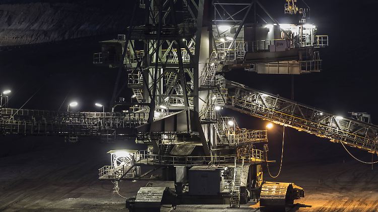 RWE sieht 30.000 Arbeitsplätze in Gefahr.