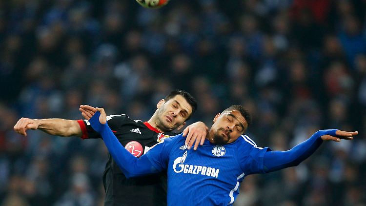 Der Eindruck täuscht: Statt Fußballballett boten Leverkusen und Schalke im Topspiel des 26. Bundesliga-Spieltags vor allem Krampf.