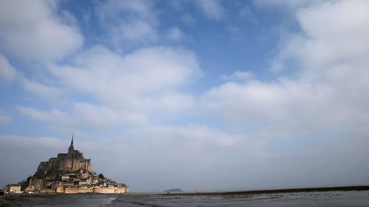 Einzigartiger Anblick: Anfahrt auf Mont-Saint-Michel.