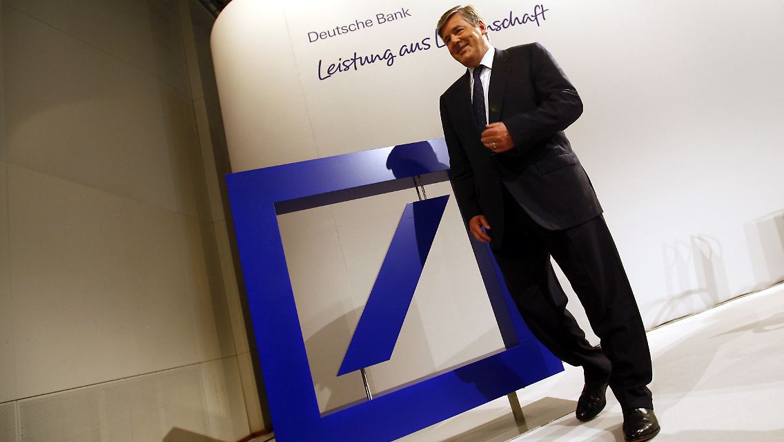 Josef Ackermann will mit der Postbank-Übernahme das Privatkundengeschäft forcieren.