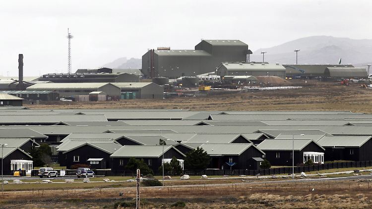 Die britische Militärpräsenz auf den Falklandinseln verschlingt jedes Jahr Millionen Pfund.