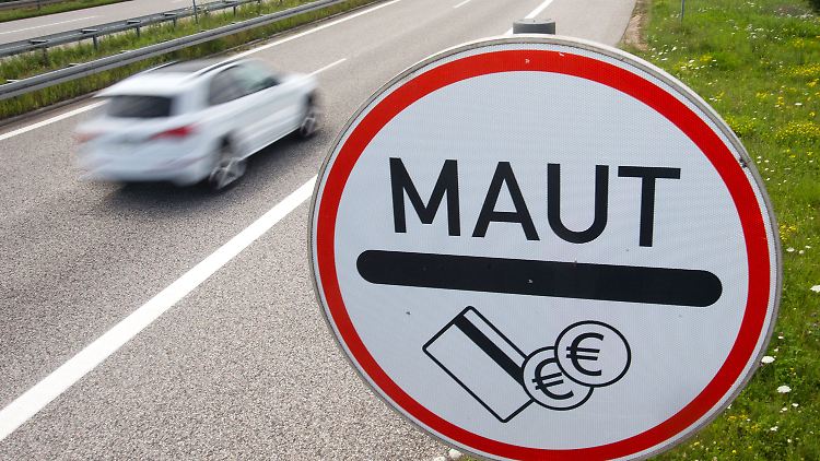 Ob Dobrindts Maut-Pläne dem Staat überhaupt Mehreinnahmen bringen, ist umstritten. 