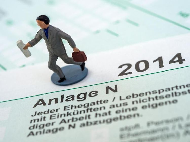 Für Arbeitnehmer ist die Anlage N der Steuererklärung besonders wichtig. Hier werden zum Beispiel die Werbungskosten eingetragen.