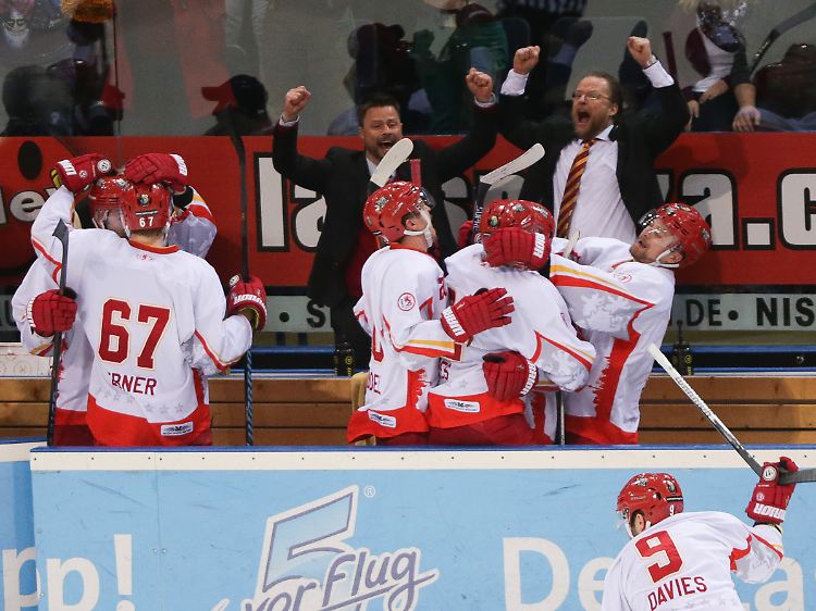 Nach dem Sieg bei den Hamburg Freezers hat Düsseldorf zum ersten Mal seit vier Jahren wieder die Chance auf ein Meisterschafts-Finale.