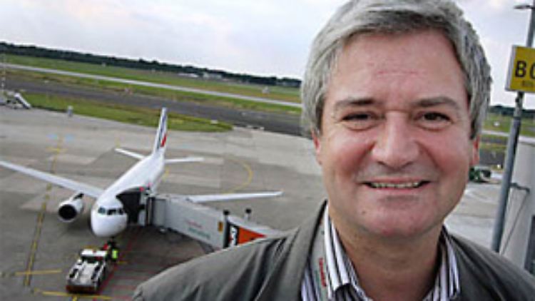 Pfarrer Detlev Toonen ist Seelsorger am Flughafen Düsseldorf.