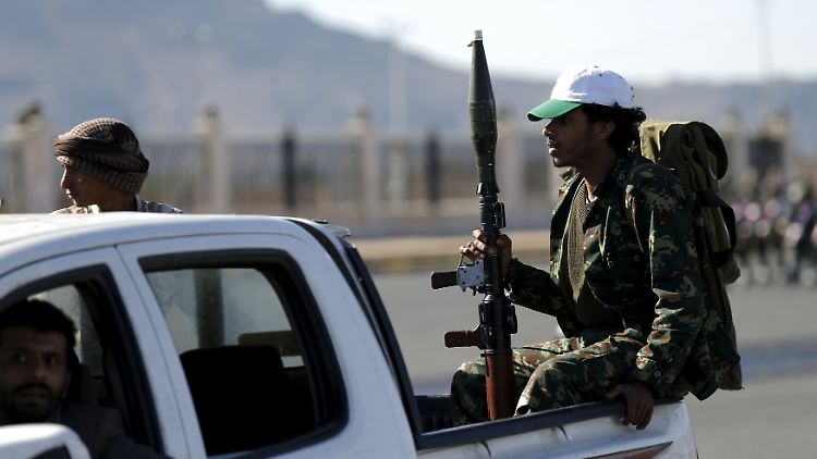 Huthi-Rebellen in Sanaa: Präsident Hadi hat unlängst den Regierungssitz von hier nach Aden verlegt.