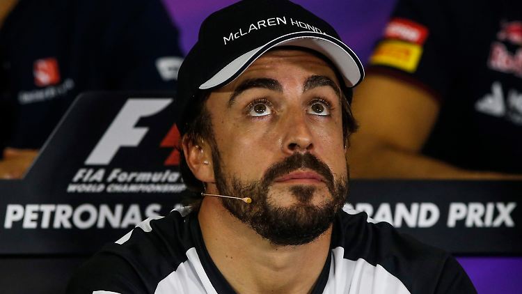 "Unser Team hat einen Monat jede Schraube und jedes Teilchen ausgewechselt und überprüft": Fernando Alonso.