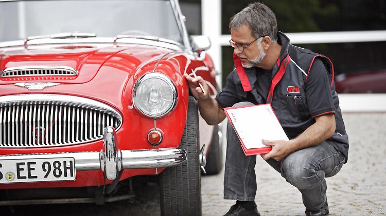 Eine Prüfung durch einen Experten kann verhindern, dass der Kauf eines mutmaßlichen Top-Oldtimers zum Desaster wird.