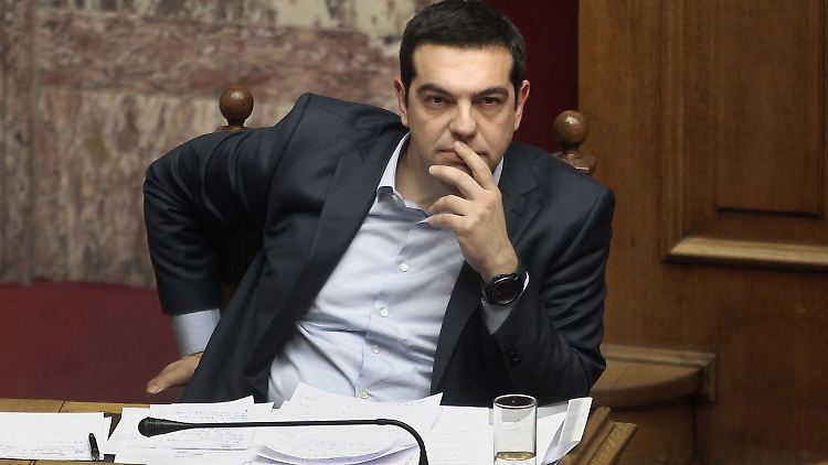 Tsipras: Für unsere Politik werden wir von Brüssel gnadenlos angegriffen und von der griechischen Gesellschaft unterstützt.
