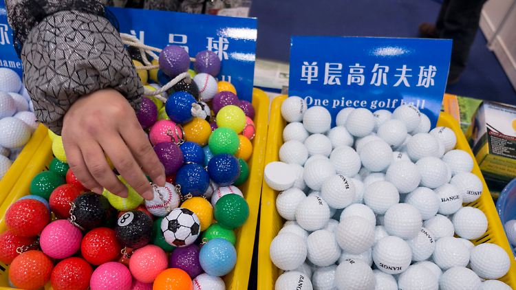 Die chinesische Führung betrachtet den Golfsport mit Argwohn, weil er als "westliches" und elitäres Freizeitvergnügen gilt.