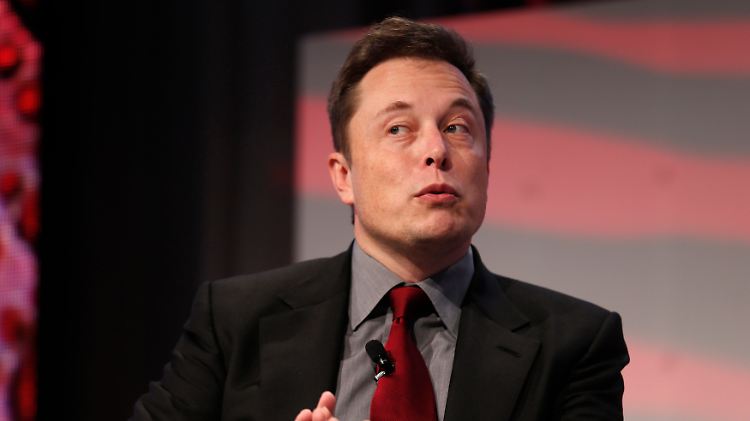 Ihn verlassen für Apple? Lächerlicher Gedanke, findet Elon Musk.