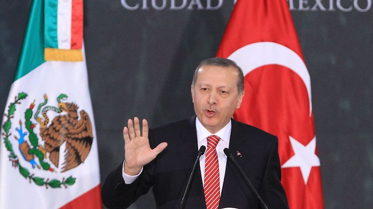 Macht keinen Hehl daraus, dass er das politische System der Türkei auf sich zuschneiden will: Präsident Recep Tayip Erdogan.