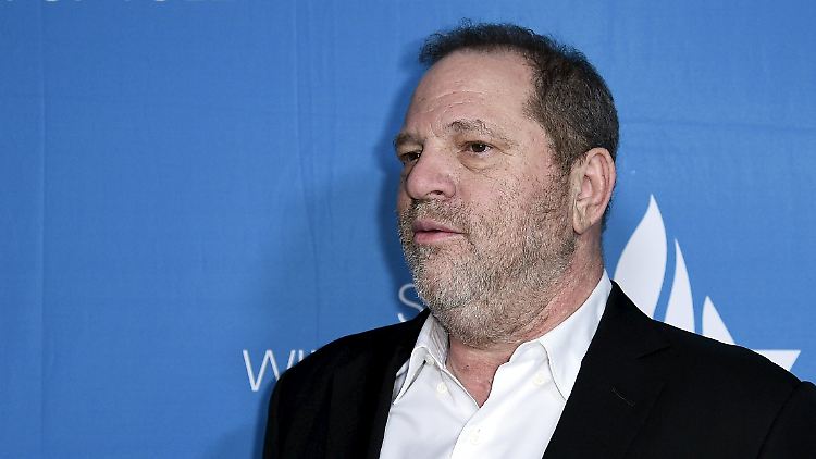 Harvey Weinstein soll eine Frau sexuell belästigt haben.