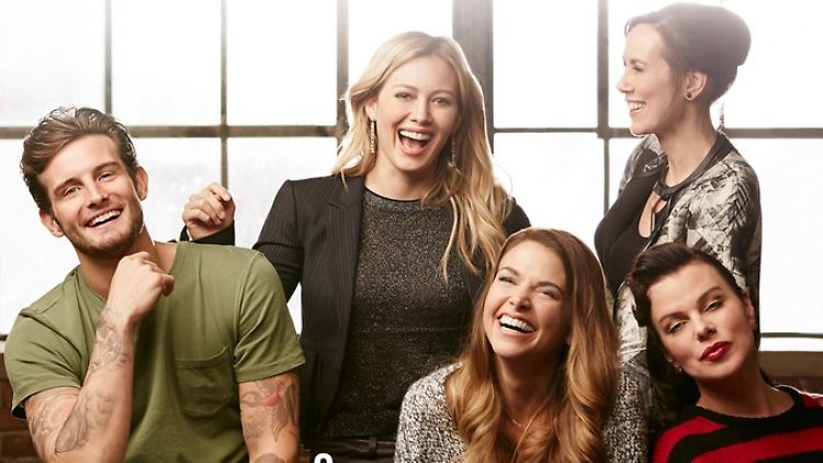 Der Cast von "Younger": Lover Josh, Kollegin Kelsey, Liza, Chefin Diana und Freundin Maggie (v.l.).