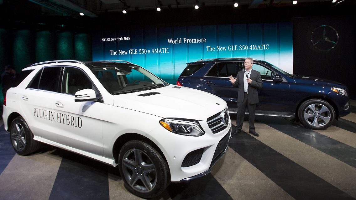 2015-04-01T030307Z_186303559_GF10000045755_RTRMADP_3_AUTOS-NYSHOW-MERCEDES-BENZ.JPG5347087538751617949.jpg