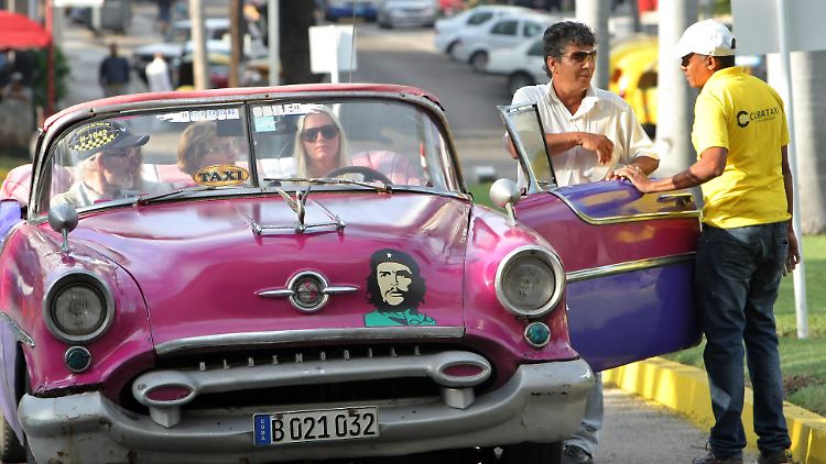 Touristen in der kubanischen Hauptstadt Havana