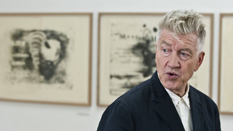 Lynch arbeitet nicht nur als Regisseur, sondern ist auch als Maler und Fotograf tätig.