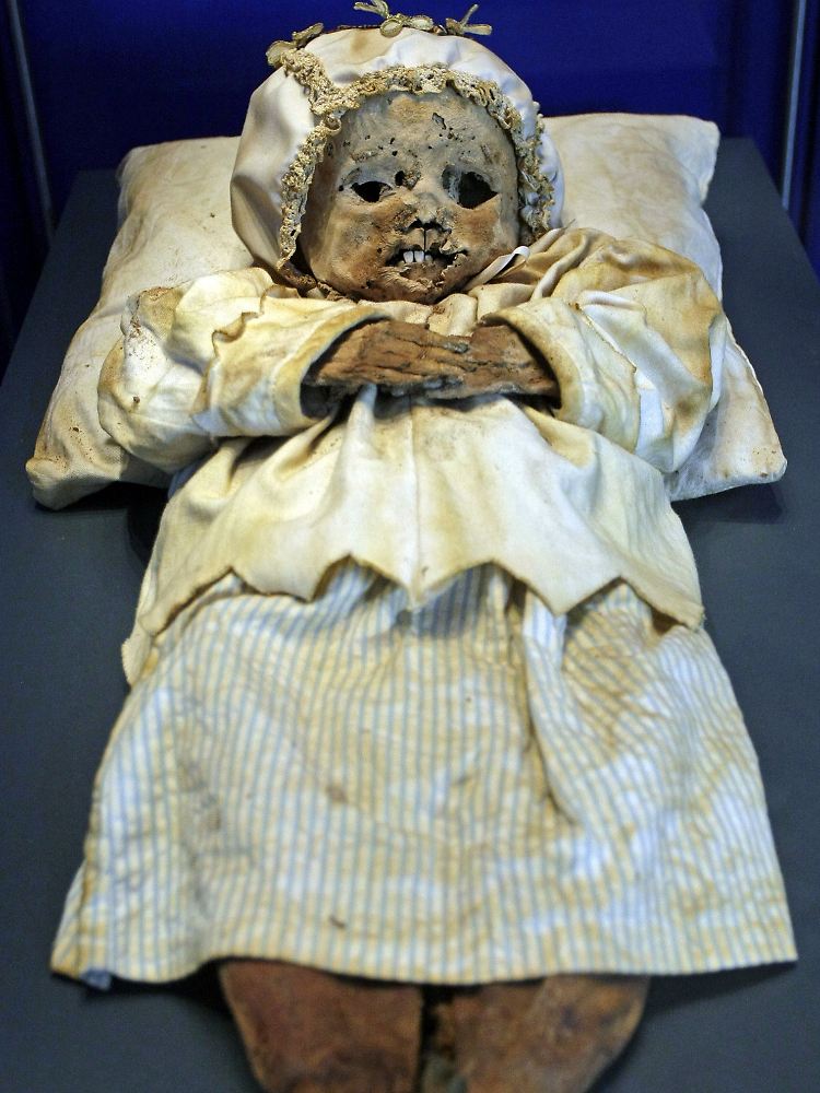Unter den in Ungarn gefundenen Mumien befand sich auch ein Mädchen, das mit seiner gesamten Familie beigesetzt wurde.