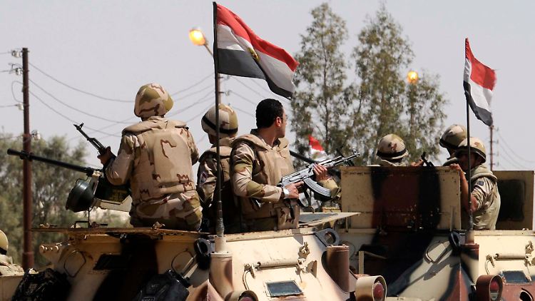 Das ägyptische Militär hat selbst viele Opfer auf dem Sinai zu beklagen. 