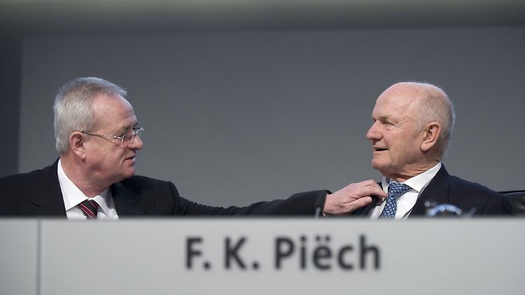 Sicher ist: Martin Winterkorn (l.) und Ferdinand Piëch (r.) ziehen nicht mehr an einem Strang.