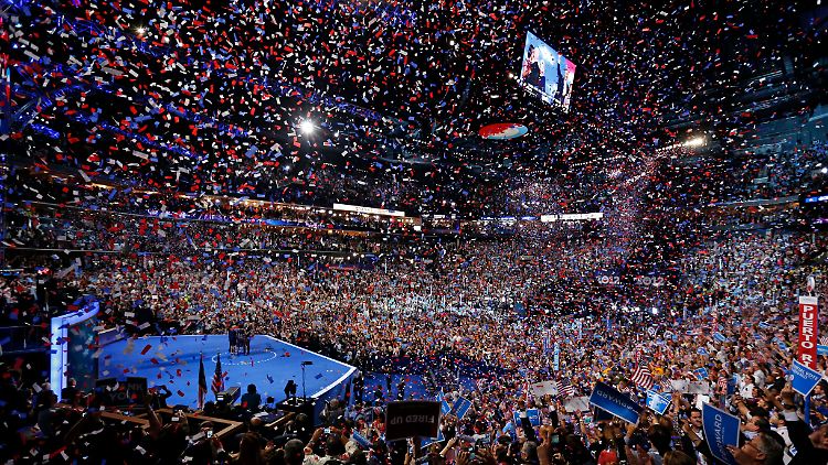 Nominierungsparteitag der Demokraten im Juli 2012: Obama ist gewählt, es ist Zeit für Konfetti.