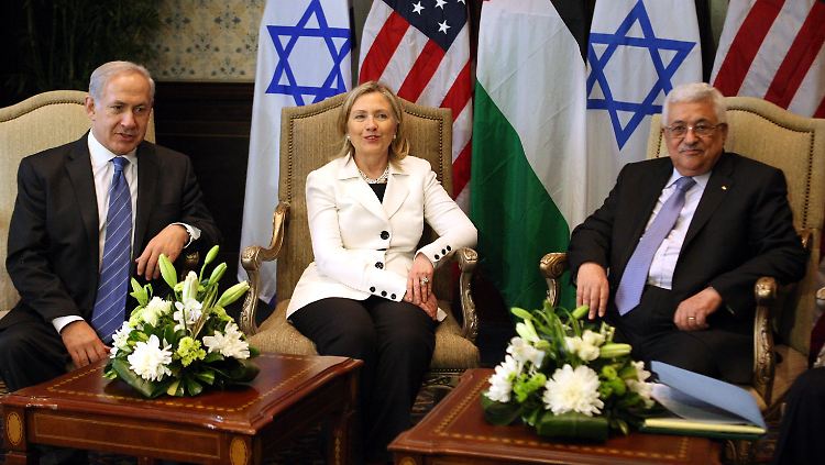 Clinton, Netanjahu (l) und Abbas trafen sich im ägyptischen Scharm el Scheich.