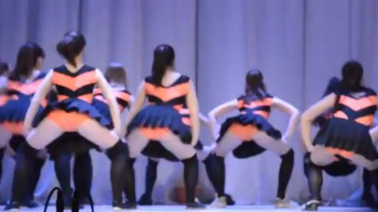 Diese Tanzgruppe erhitzt in Russland die Gemüter.