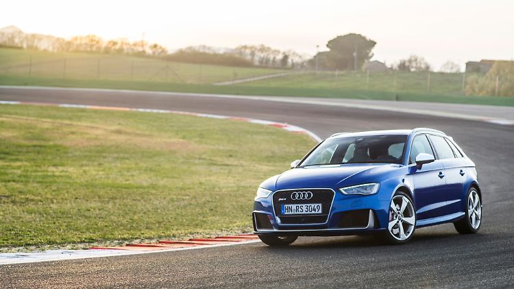 Im Audi RS3 Sportback steckt ein hochpotenter Fünfzylinder.