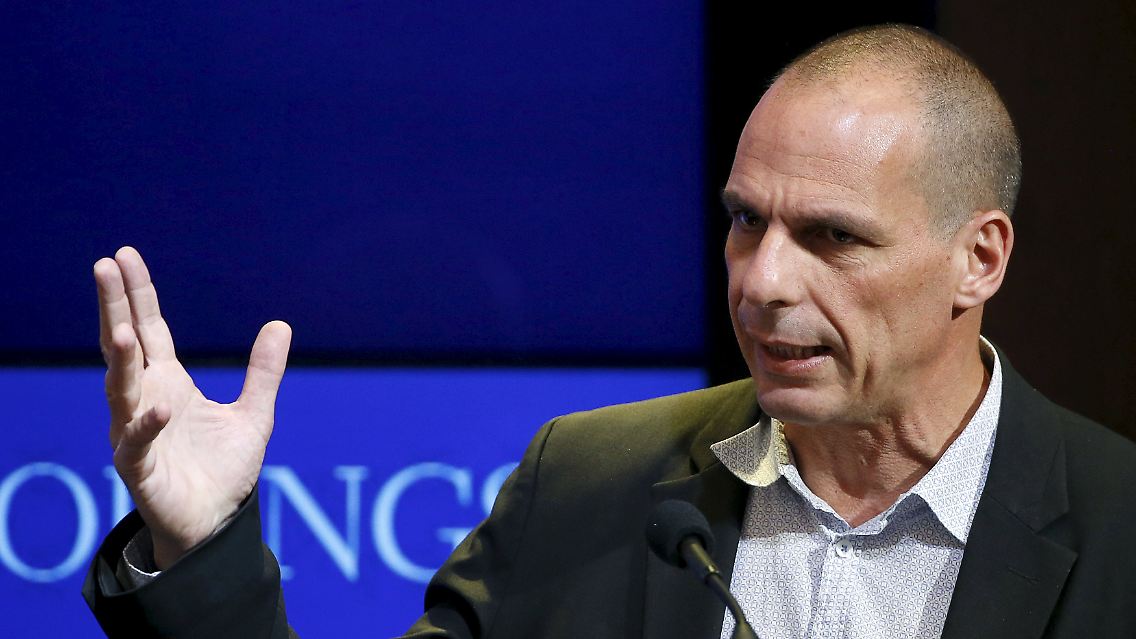 2015-04-16T195000Z_683852657_GF10000061827_RTRMADP_3_EUROZONE-GREECE-VAROUFAKIS.JPG6732872535279501708.jpg