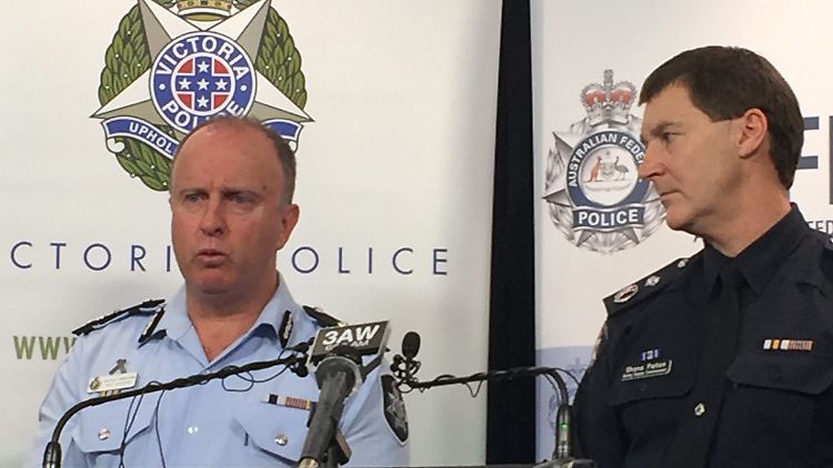 Die australische Polizei gibt eine Pressekonferenz nach den Festnahmen.