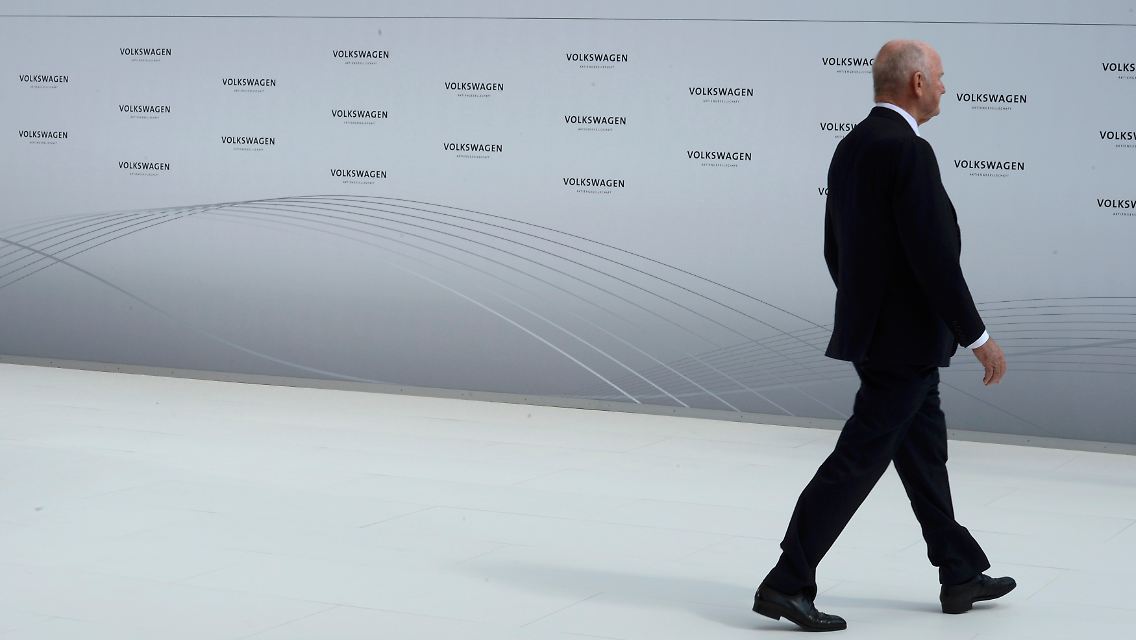 Zwei Jahre bevor sein Vertrag als Aufsichtsratschef von Volkswagen ausgelaufen wäre, ...