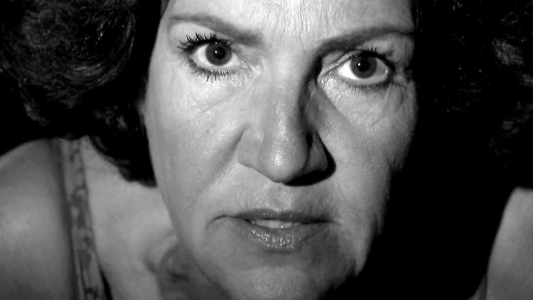 "Das bleibt unser großes Geheimnis!!!!!" Mama ist nicht gerade pädagoisch wertvoll. Aber super gespielt!