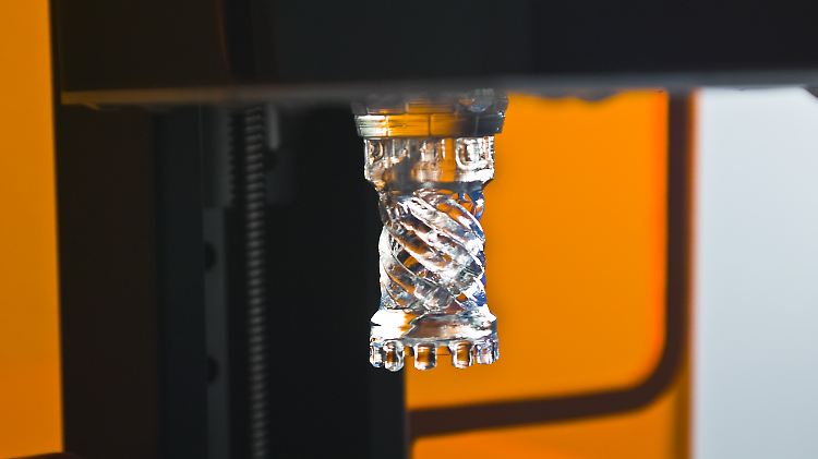 Der 3D-Drucker Form 1+ kann mit hoher Auflsöung sehr feine Details ausbilden.
