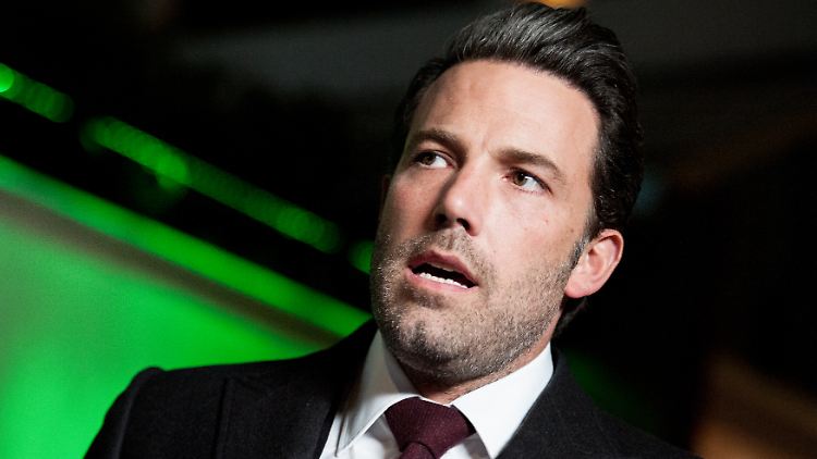 Er wollte, dass niemals jemand von seinen Sklavenhalter-Vorfahren erfährt. Jetzt muss sich Ben Affleck dafür rechtfertigen.