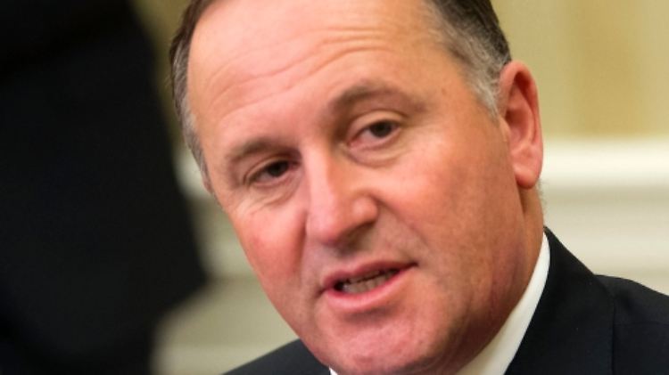 Neuseelands Premier John Key musste sich bei einer Kellnerin entschuldigen.