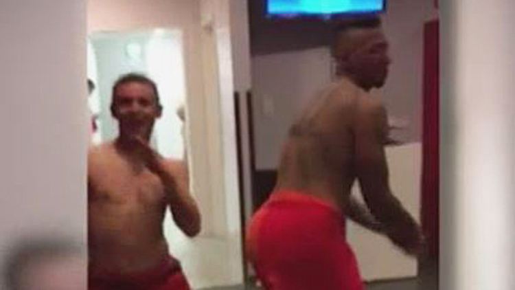 FC Bayern Feiern.JPG