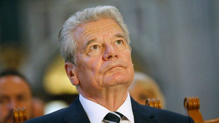 Bundespräsident Gauck zur Frage von Reparationszahlungen an Griechenland:  "Es ist richtig, wenn ein geschichtsbewusstes Land wie unseres auslotet, welche Möglichkeiten von Wiedergutmachung es geben könnte."