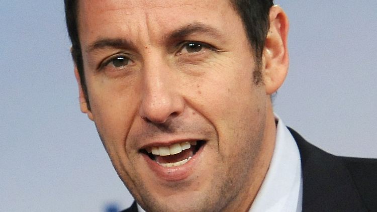 Adam Sandler steht für den Film "The Ridiculous Six" nicht nur vor der Kamera sondern ist auch am Drehbuch beteiligt.