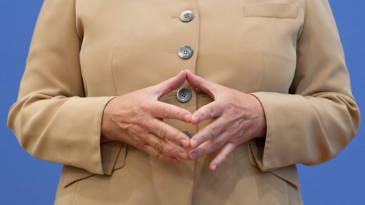 Konvex: Die Raute als geometrische Figur kennt keine Einbuchtungen, sondern umschließt alle Punkte und die Strecken zwischen ihnen. Im Bild die Raute der Kanzlerin.