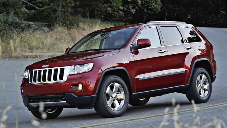 Jeep bietet den Grand Cherokee im Modelljahr 2011 mit einem neuen Sechszylindermotor an, der sich mit 11,4 Litern Sprit zufrieden geben soll.