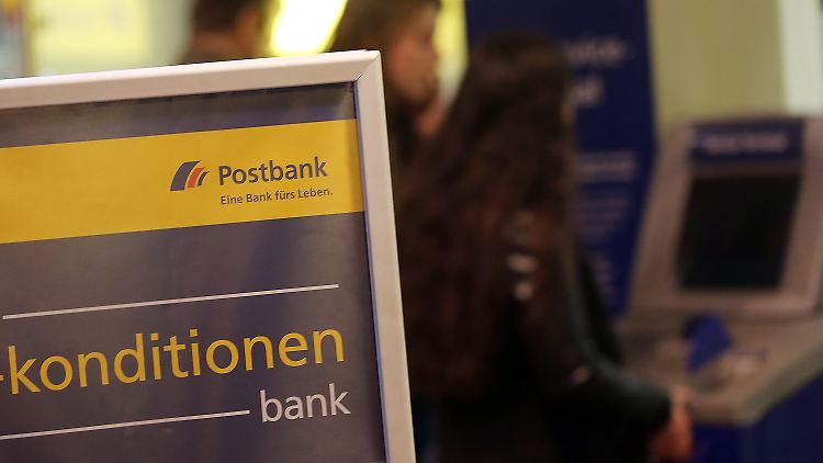 Auch die Postbank-Aktionäre hoffen auf günstige Konditionen.