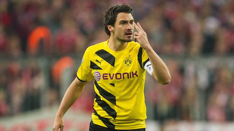 Ein echter Pokalfight mit Spaßgarantie: Mats Hummels fand Gefallen am erfolgreichen Kräftemessen mit dem FC Bayern.