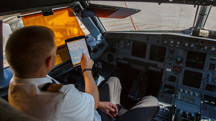Auch die spanischen Iberia Airlines setzen auf iPads im Cockpit.